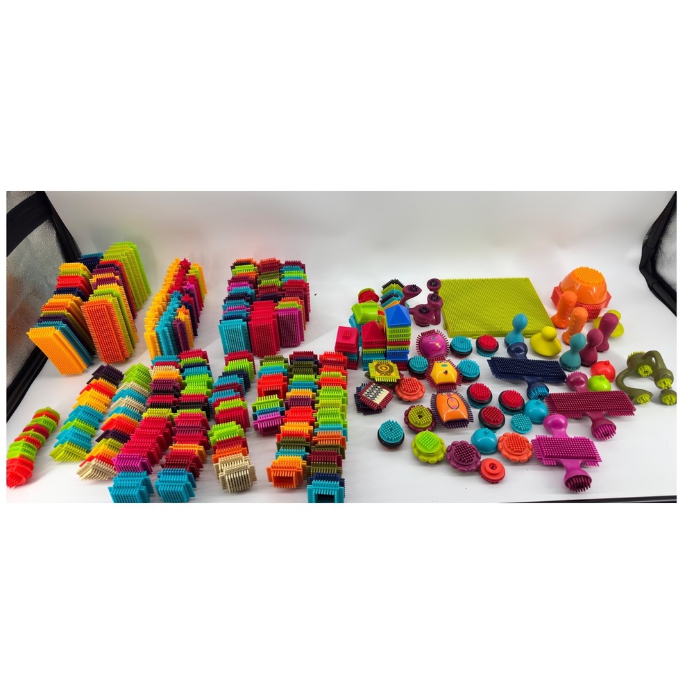 B. Toys Bristle Block Stackadoos Huge Building Set Sensory Toy Lot Multi Color